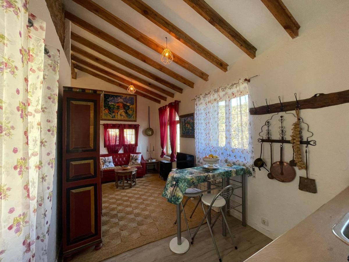 Casa Fidelina II Мірафлорес-де-ла-Сьєрра Екстер'єр фото